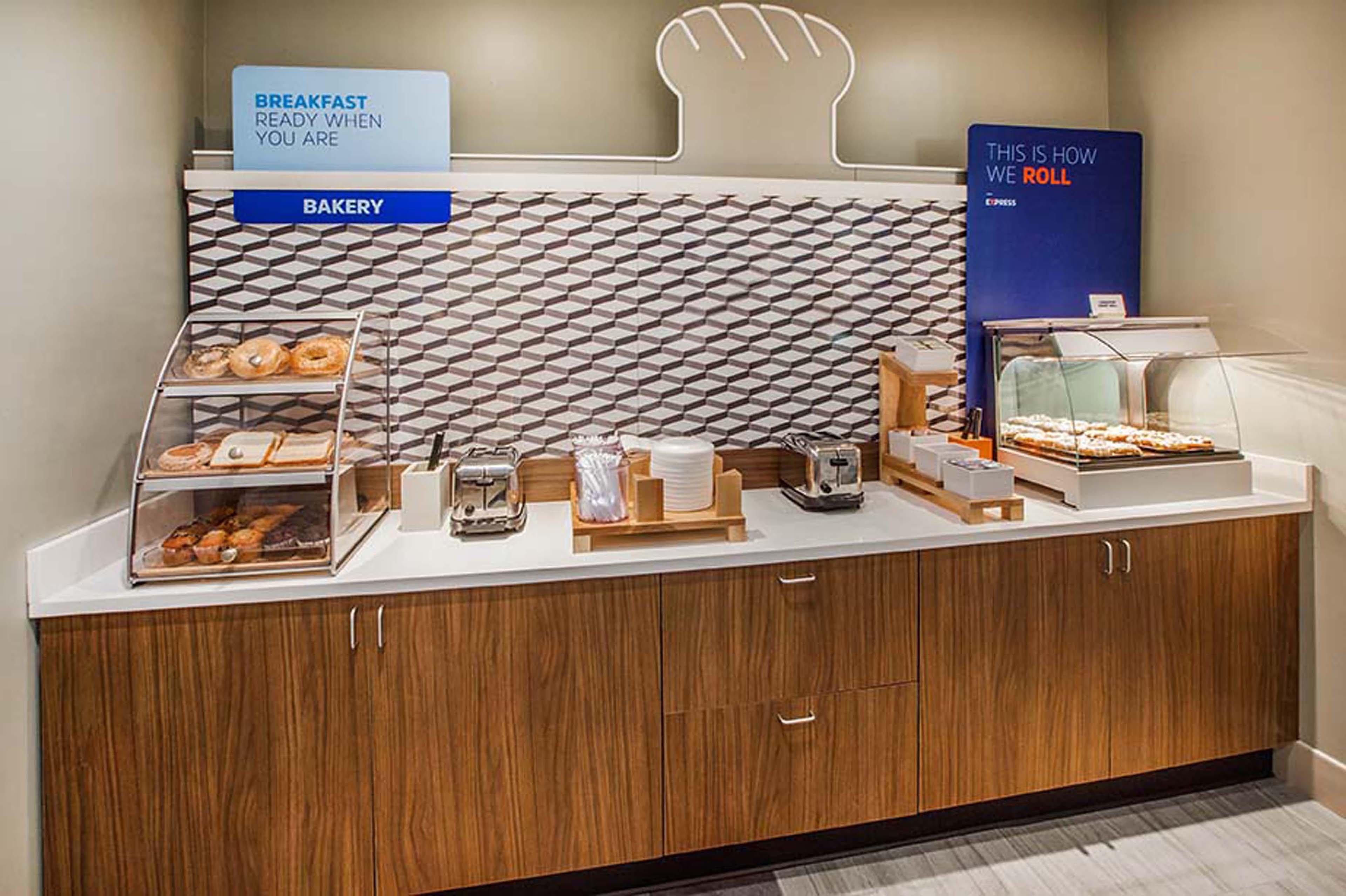 Holiday Inn Express Corydon By Ihg Ngoại thất bức ảnh